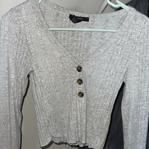 Long sleeve grey crop top